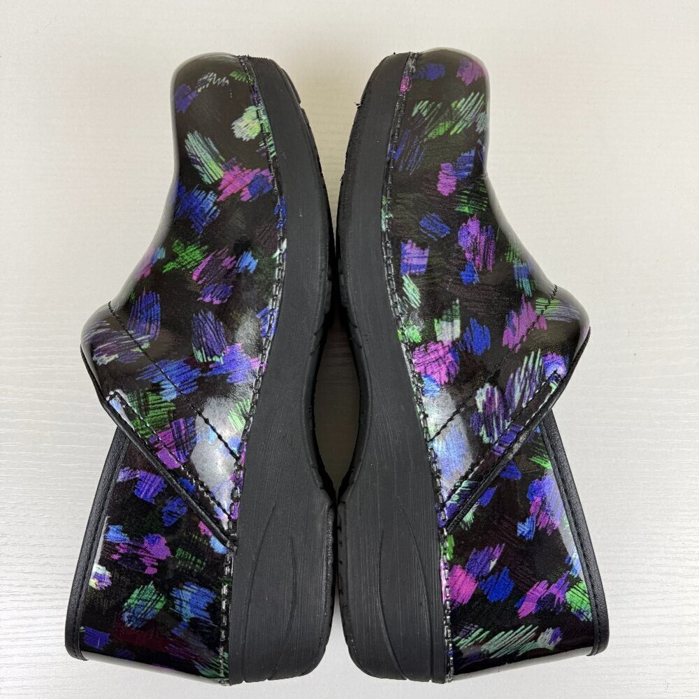 Dansko XP 2.0 Clogs - Picture 7 of 12
